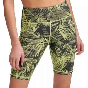 ✨NWT✨DKNY Sport high waist short XS
